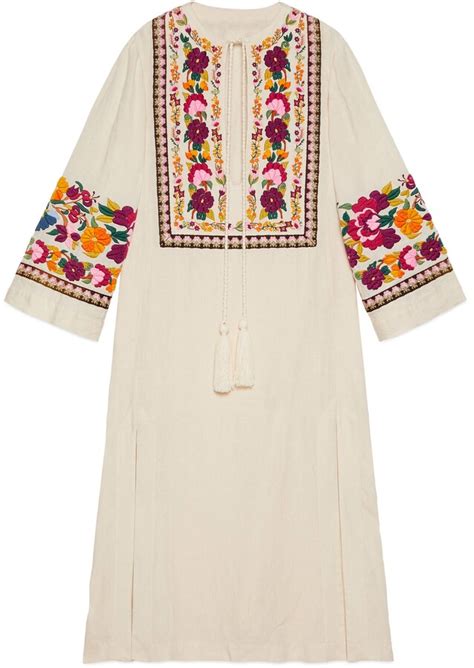 Floral embroidery organic linen kaftan in ivory 